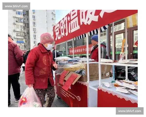 现场直击:市民分享节日消费体验与生活变化观察 现场直击:市民分享节日消费体验与生活变化观察